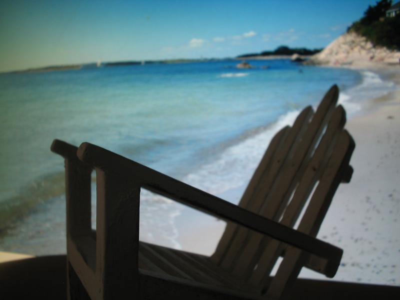 images/ByTheSea.jpg
